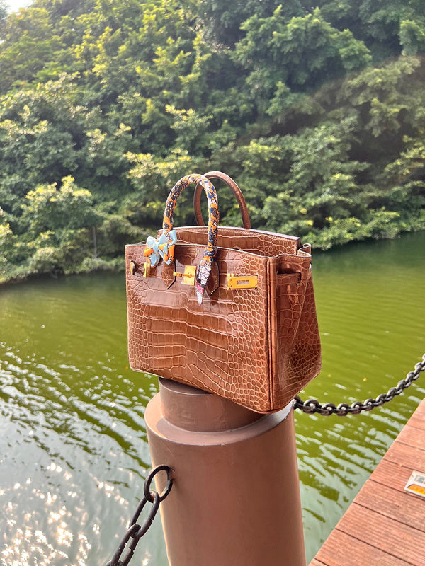 Amelia - HMS Bags - 1762