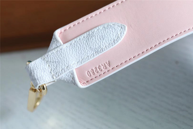 Fan Fashion Lu-Vi bags - 8589