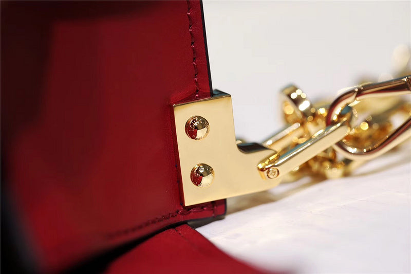 Fan Fashion Lu-Vi bags - 8128