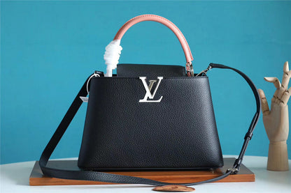 Fan Fashion Lu-Vi bags - 8360