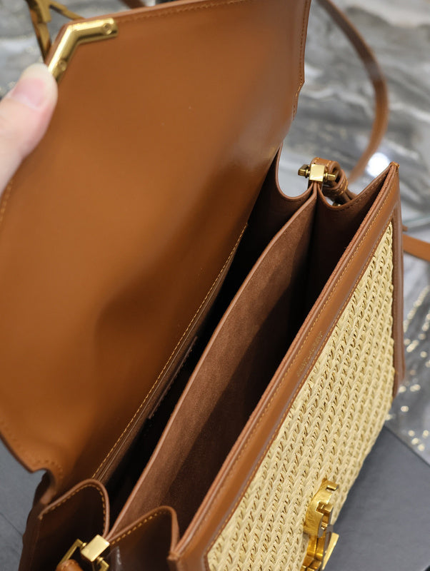 Amelia - YSL Bag - 1832