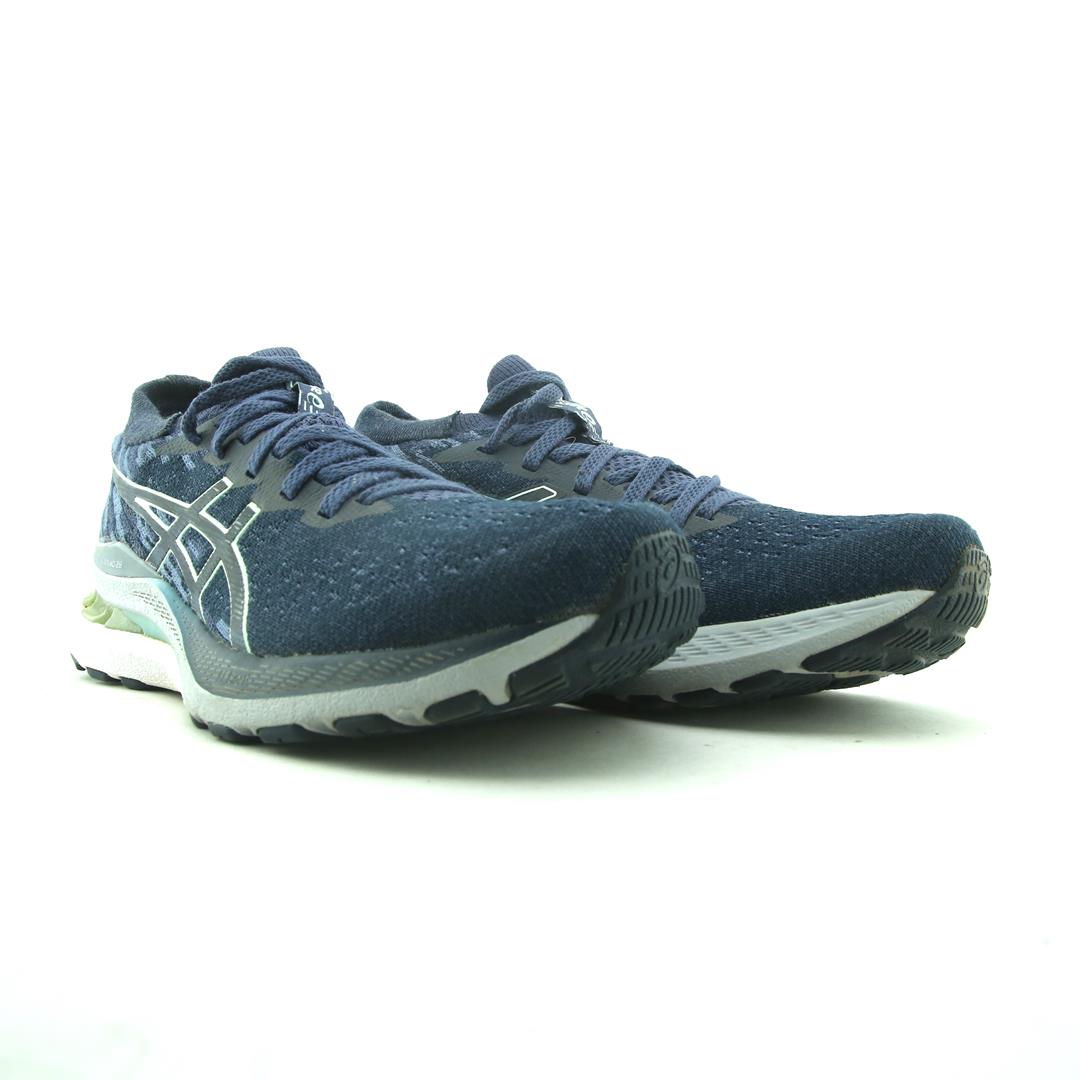 ASICS GEL-KAYANO 28