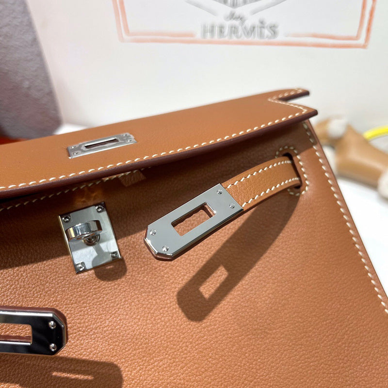 Amelia - HMS Bags - 1690