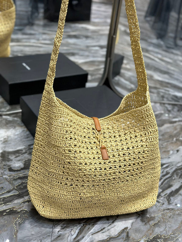 Amelia - YSL Bag - 3935