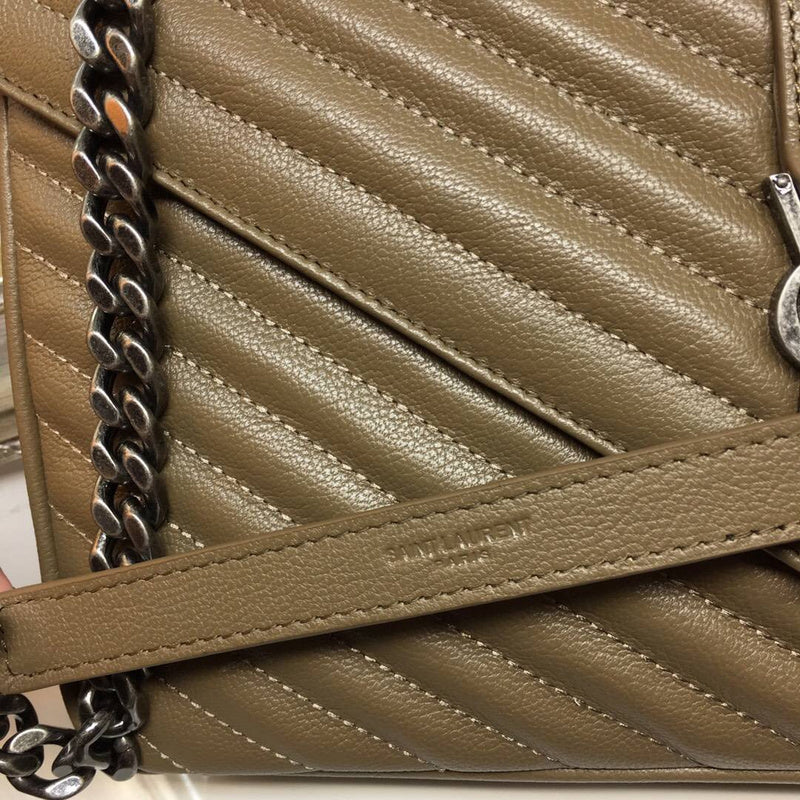 Amelia - YSL Bag - 3887