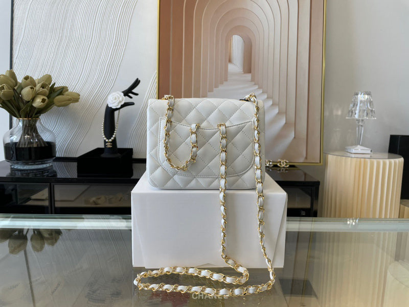 Wellow Bags - Chanel - Bags  - 938