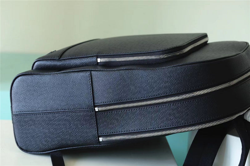 Fan Fashion Lu-Vi bags - 9596