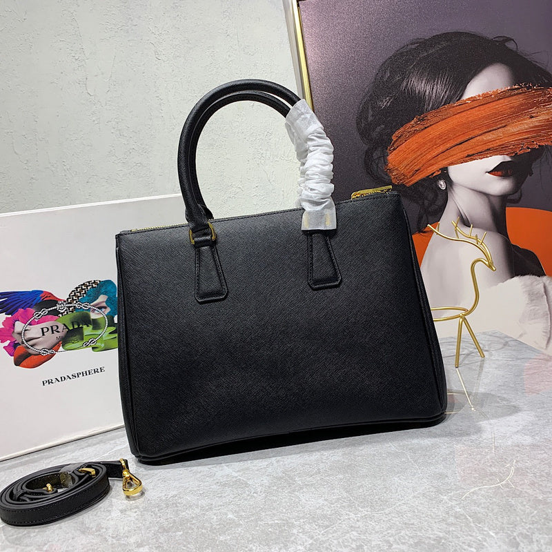 Barnes-Bags - Prada Bags - 933