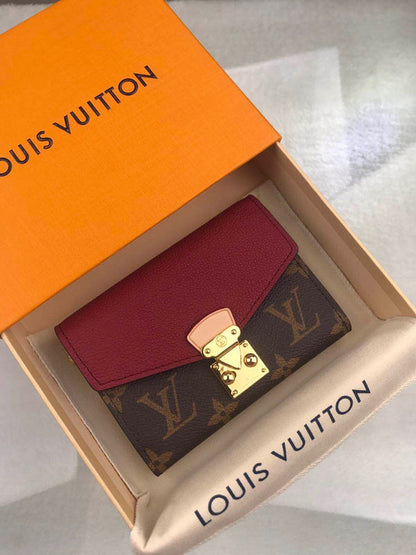 Fan Fashion Lu-Vi bags - 9120