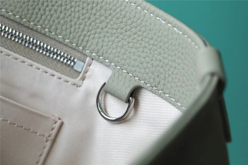 Fan Fashion Lu-Vi bags - 9906
