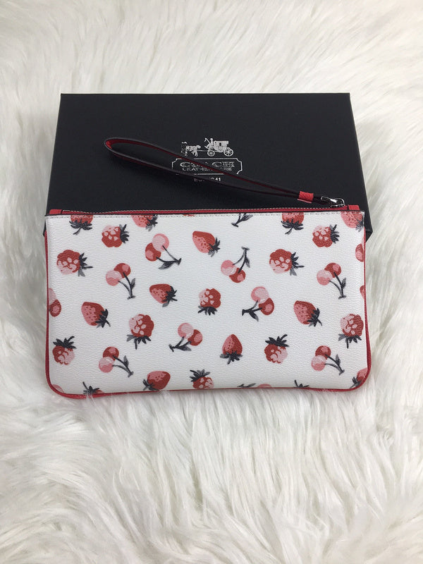 Amelia - CAH Wallet - 167