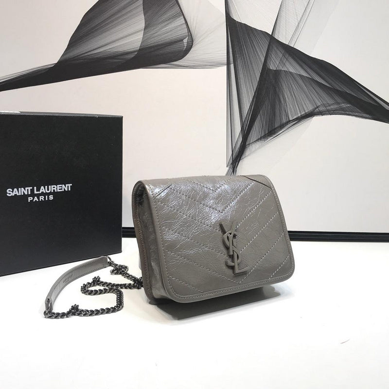 Amelia - YSL Bag - 2889