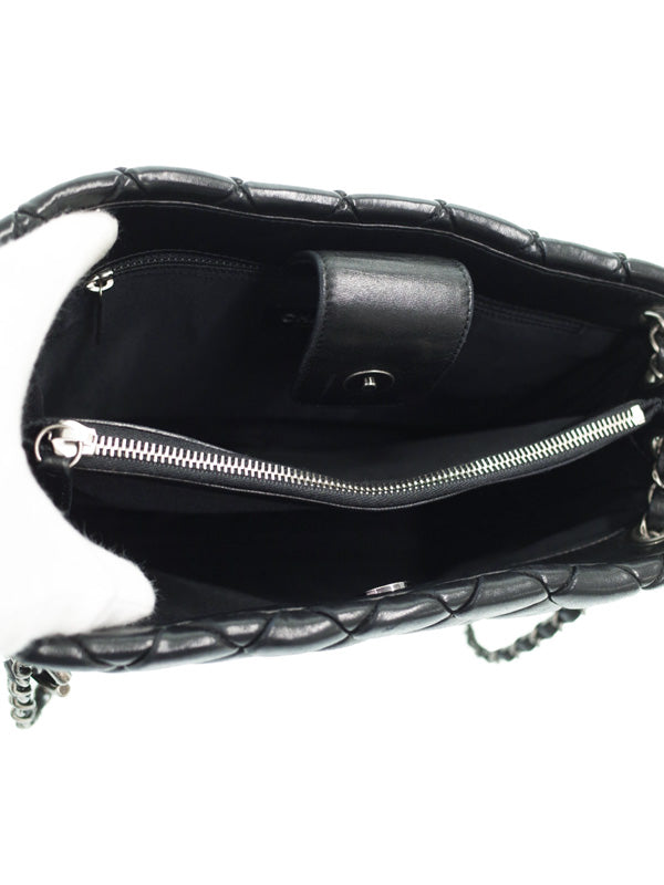 Chanel Matelasse Chain Shoulder Bag Black