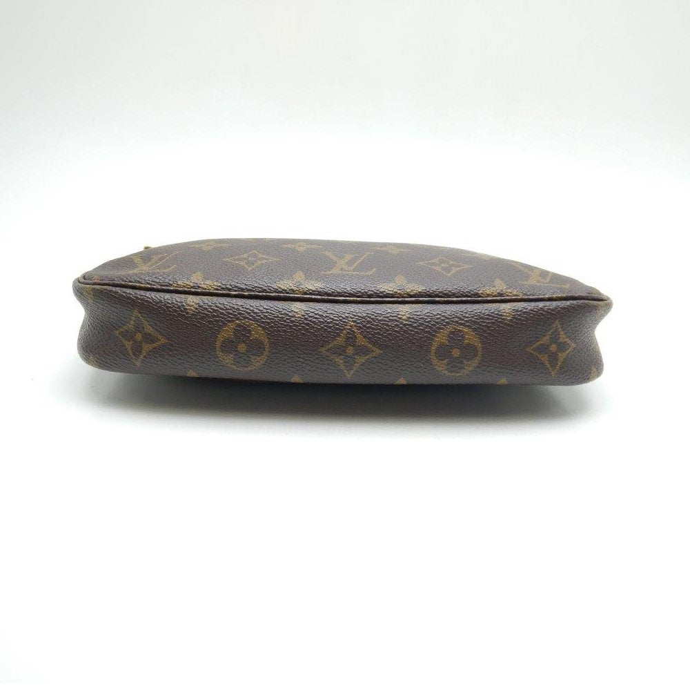 Louis Vuitton Monogram Pochette Accessoire Brown Accessory Pouch