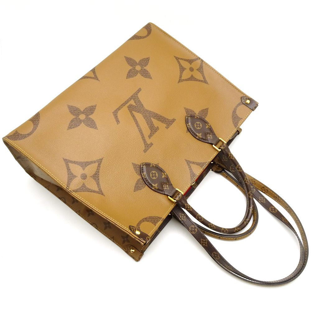 Louis Vuitton Monogram Giant Reverse On The Go MM Brown