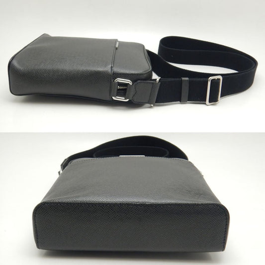 Louis Vuitton Taiga Crossbody Shoulder Bag Noir