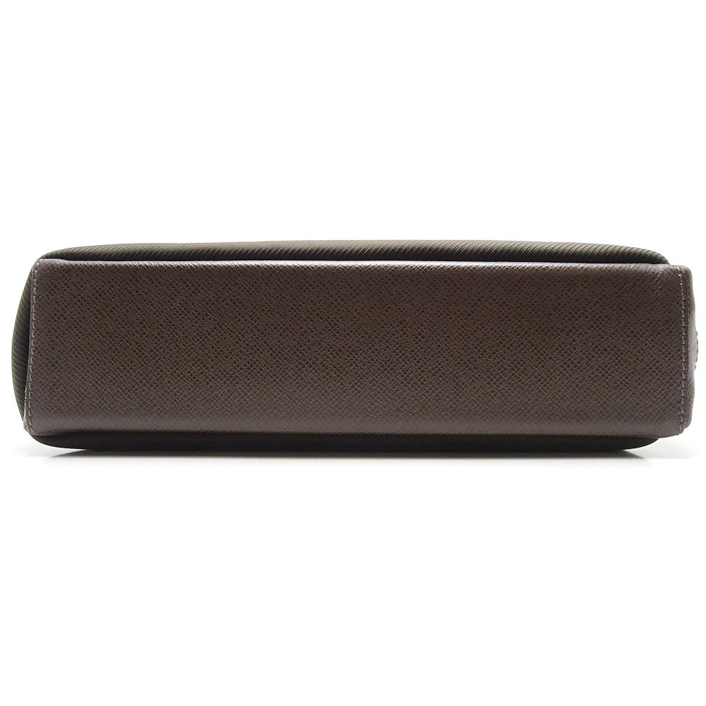 Louis Vuitton Taiga Shoulder Bag Grizzly