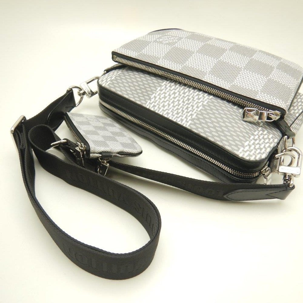 Louis Vuitton Damier Graphite 3D Trio Messenger Antarctica