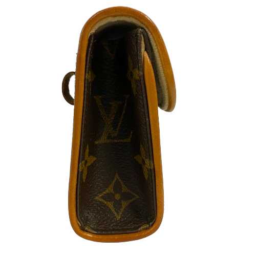 Louis Vuitton Pochette Monogram Body Bag Pouch Bag