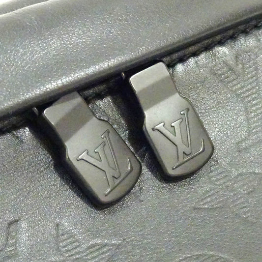 Louis Vuitton Discovery Bum Bag Monogram