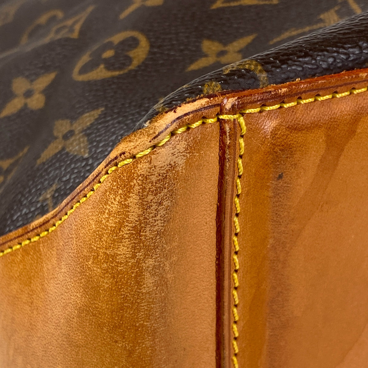 Louis Vuitton Mezzo Tote Shoulder Bag Shawl Monogram Brown