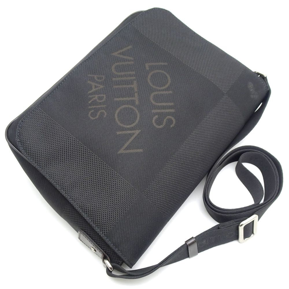 Louis Vuitton Damier Jean Petit Messanger Noir Black
