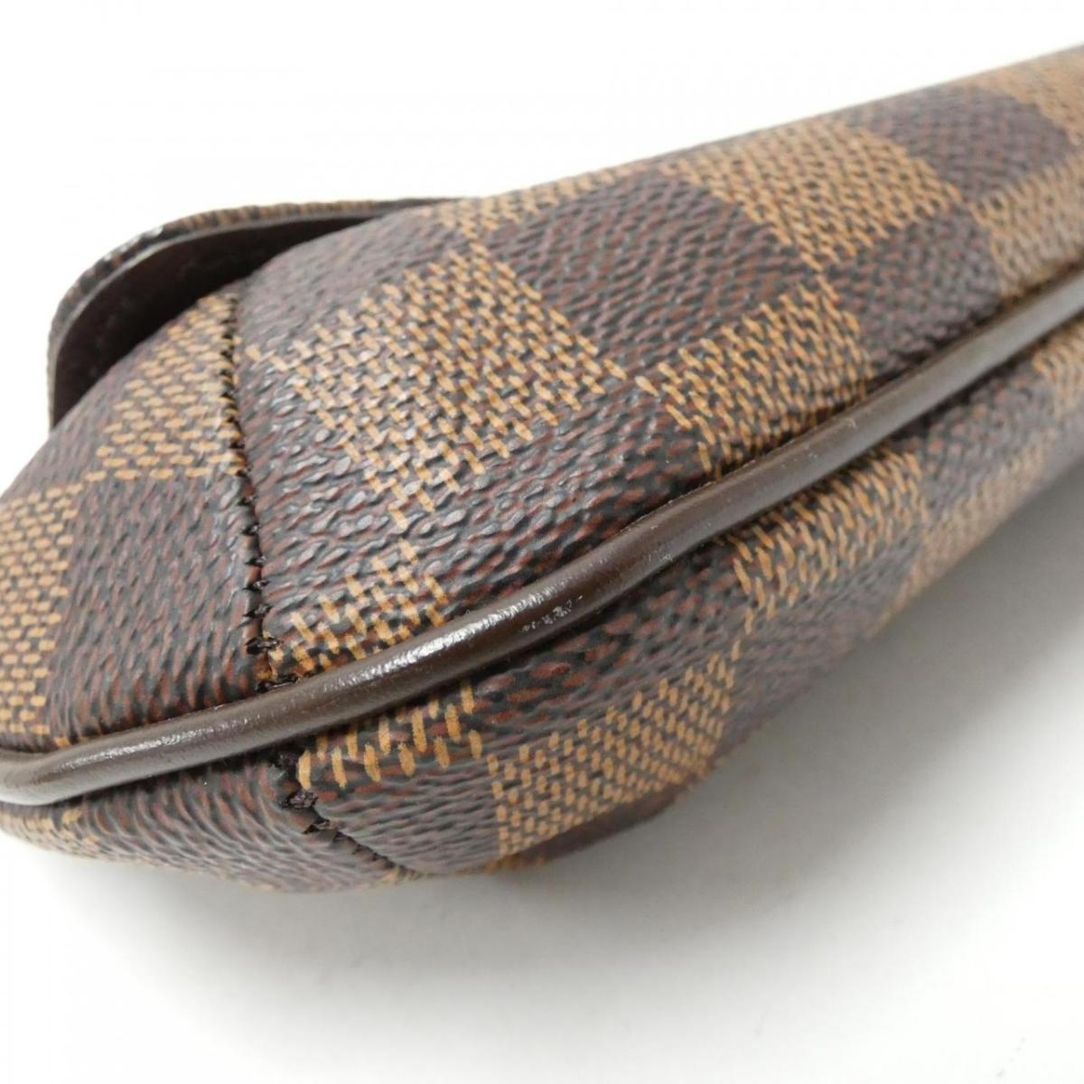 Louis Vuitton Damier M tte Tango Shoulder Bag