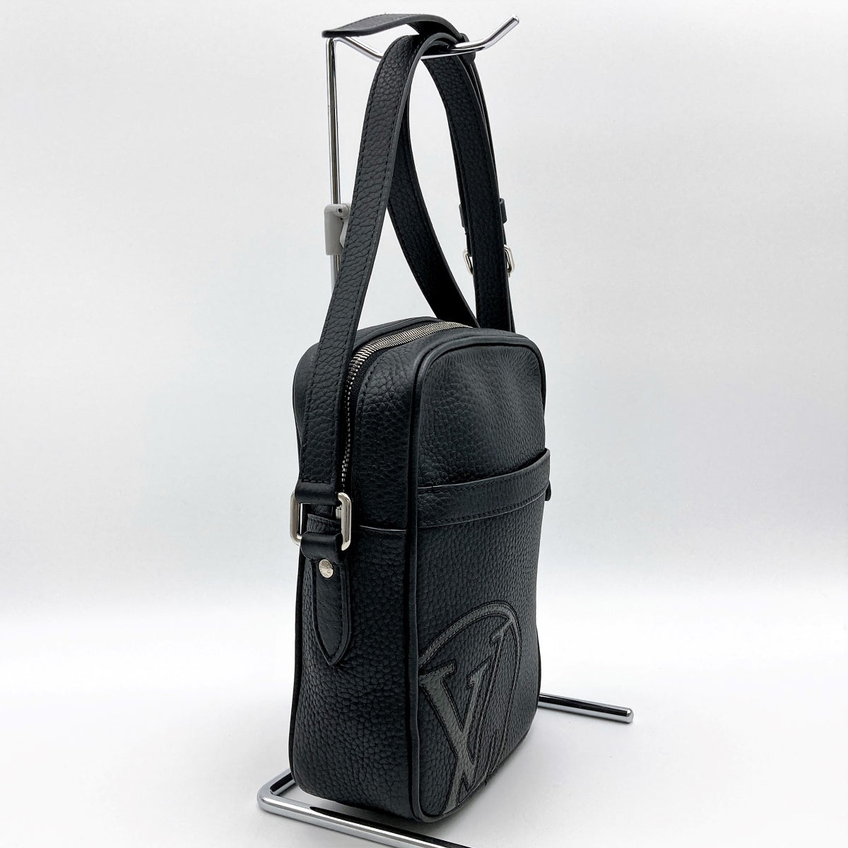 Louis Vuitton LV Circle Danube PM Shoulder Bag Black