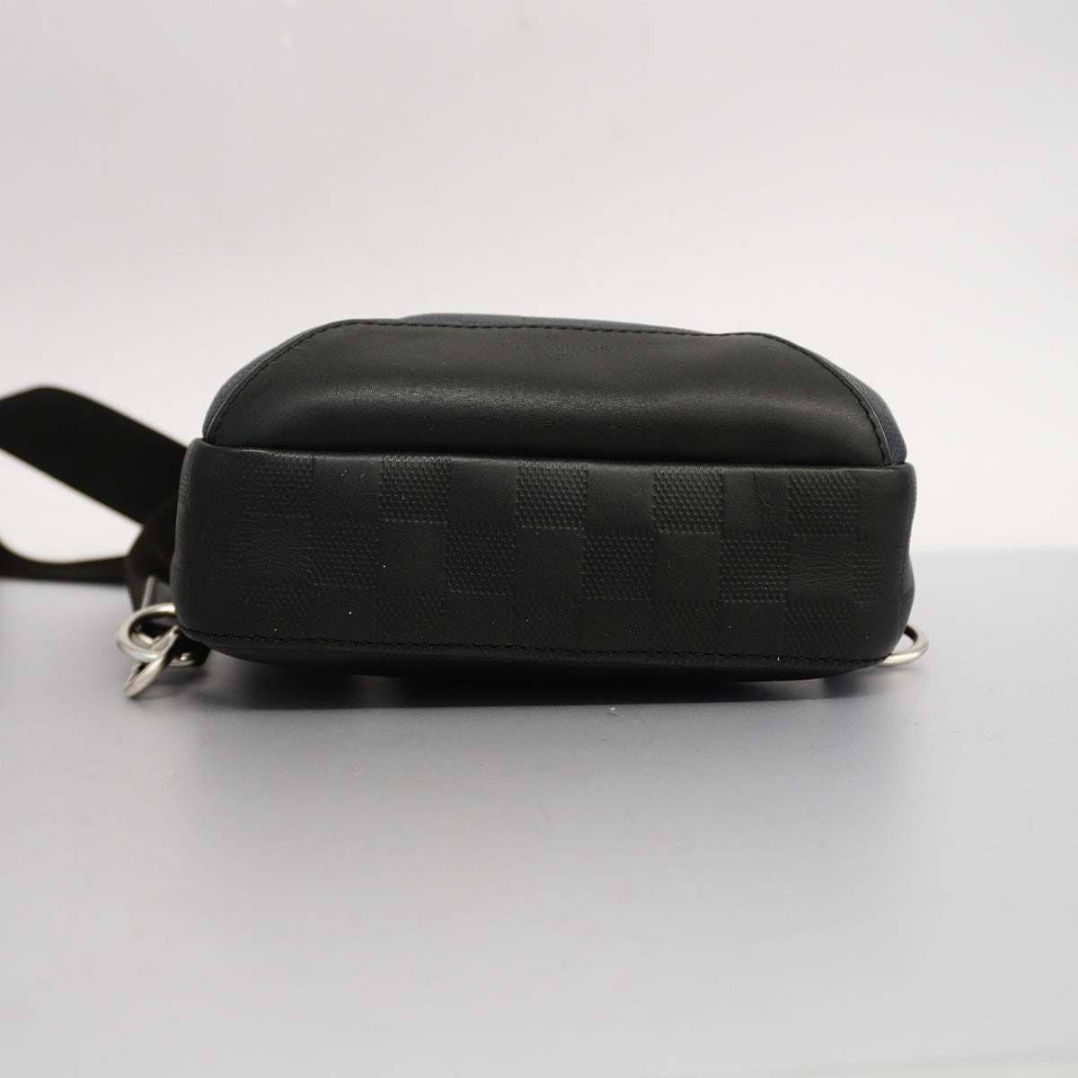 Louis Vuitton Body Bag Damier Infini Avenue Sling Bag