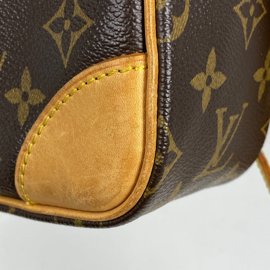 Louis Vuitton Trocadero 30 Crossbody Shoulder Bag Monogram Brown