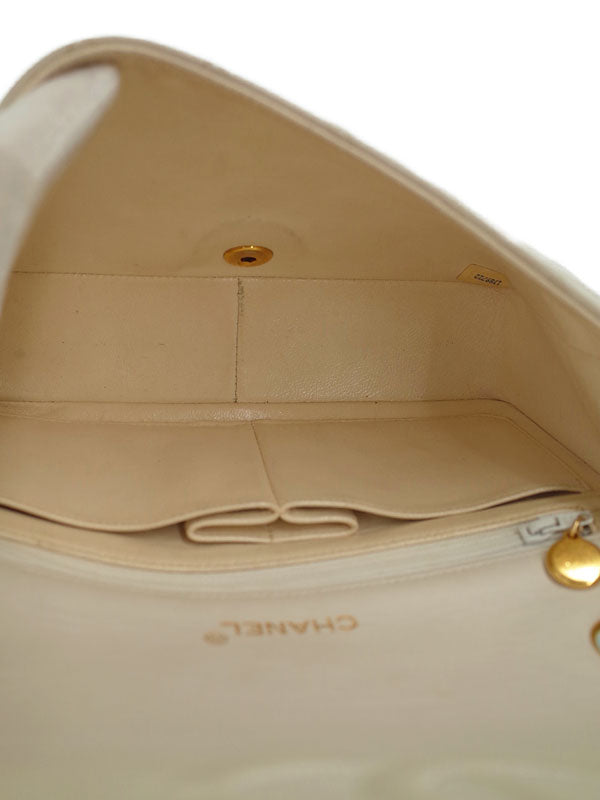 Chanel Matelasse Chain Shoulder Bag White