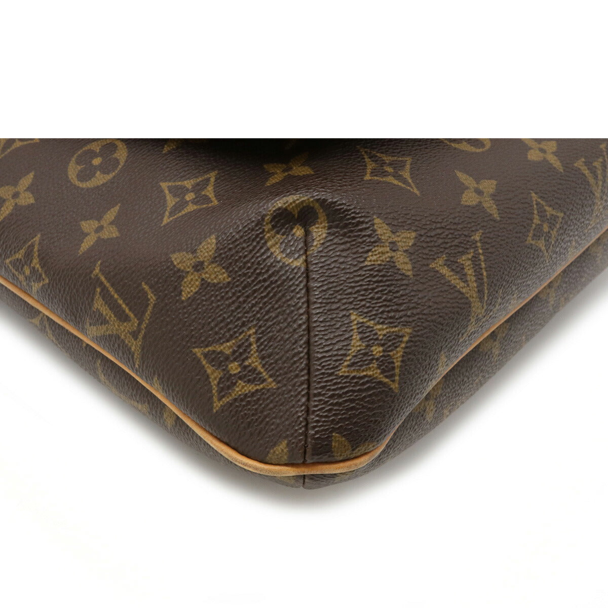 Louis Vuitton Monogram M tte Shoulder Bag