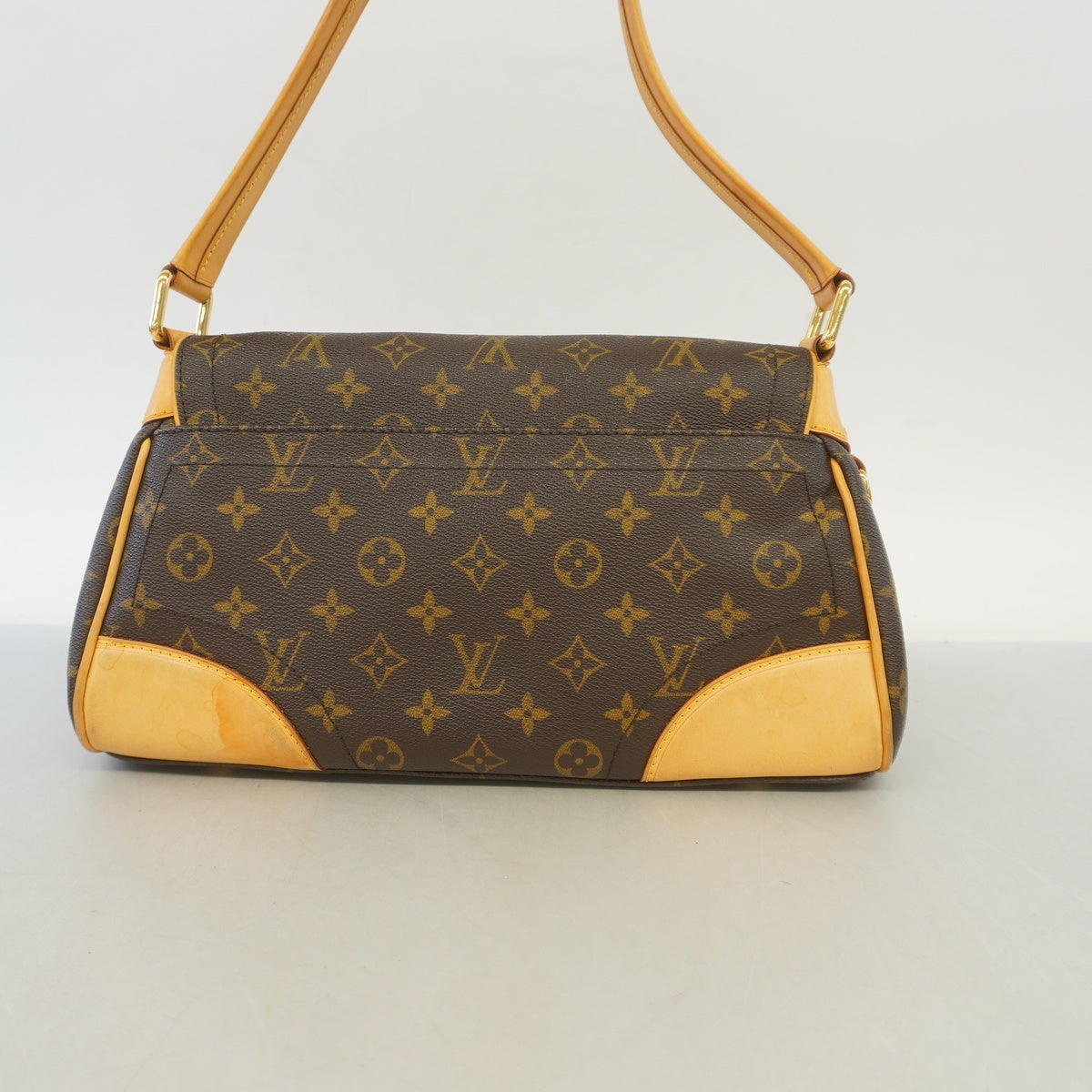 Louis Vuitton Monogram Beverly MM Shoulder Bag