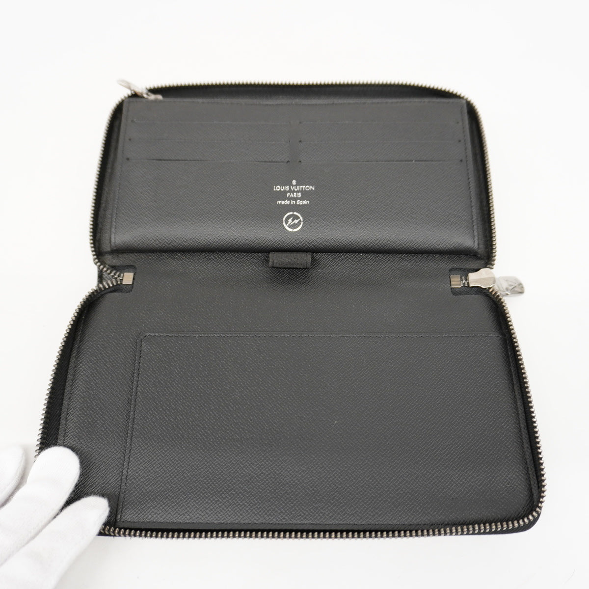 Louis Vuitton Bifold Long Wallet Monogram Eclipse Fragment Zippy Organizer