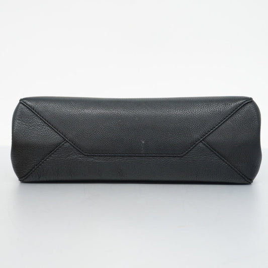 Louis Vuitton Lock Me 2 Cartable Noir Shoulder Bag Black