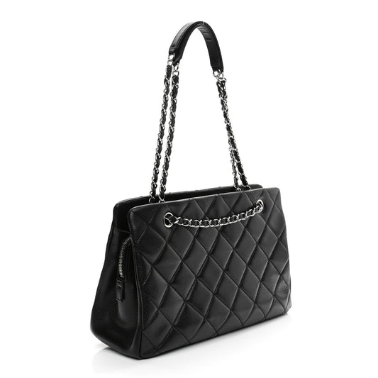 Caviar Quilted Timeless CC Shopping Tote Black