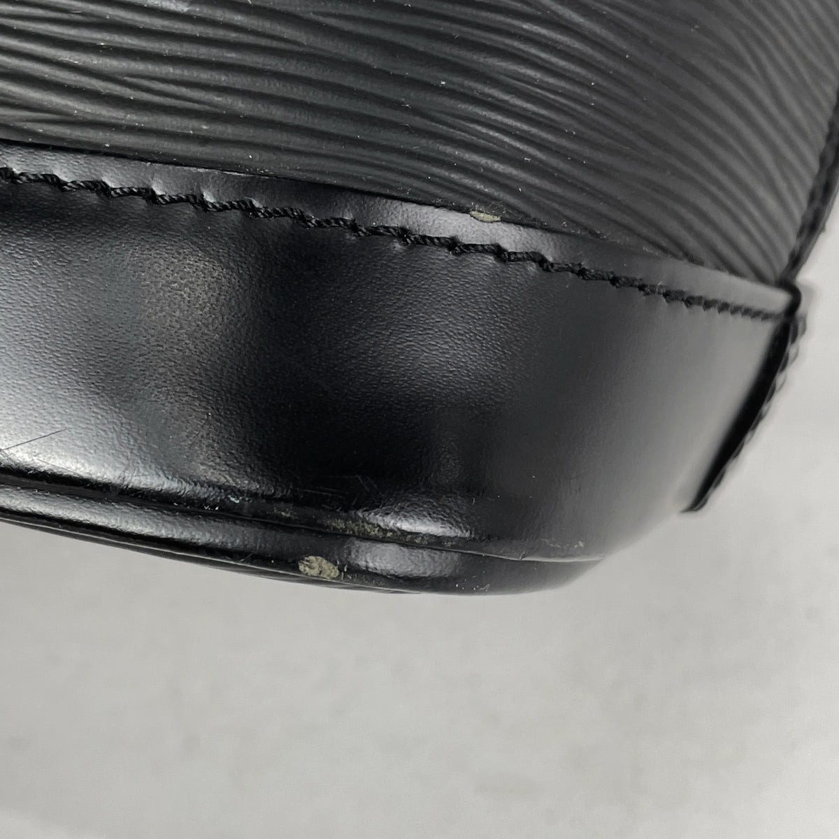 Louis Vuitton Alma Handbag Epi Noir