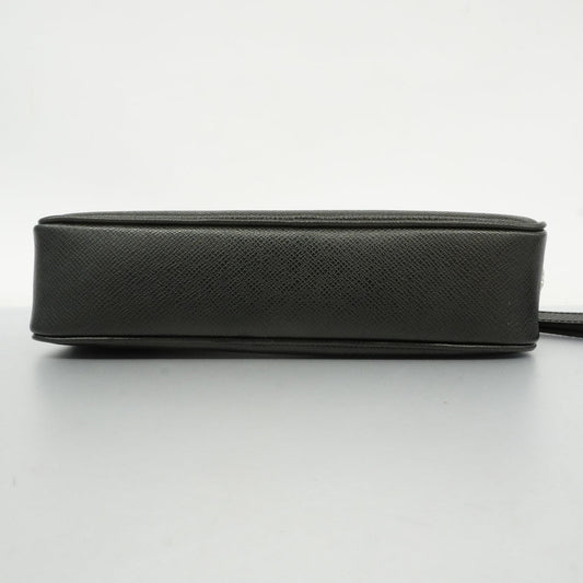 Louis Vuitton Clutch Bag Taiga Pochette Kasai