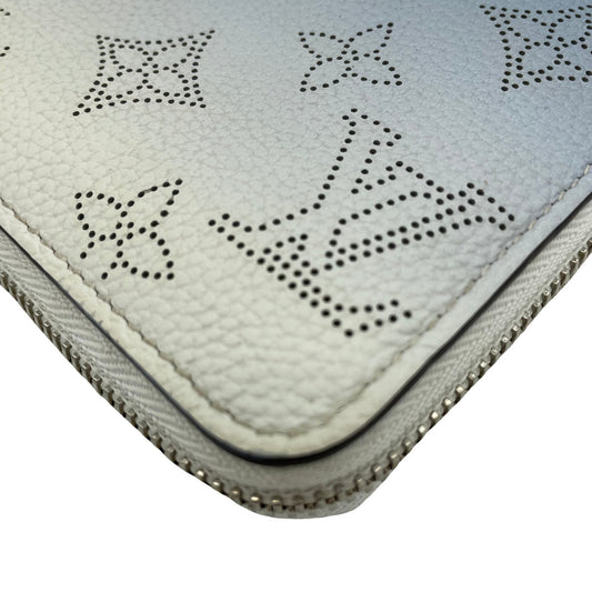 Louis Vuitton Zippy Wallet Mahina Gradation Round Rank A Long