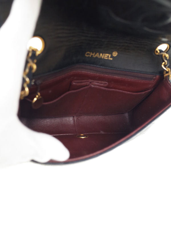 Chanel Matelasse Chain Shoulder Bag Black