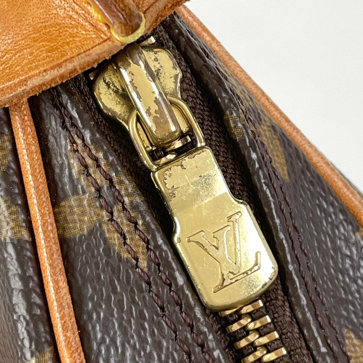 Louis Vuitton Boulogne 30 Shoulder Bag Monogram Brown