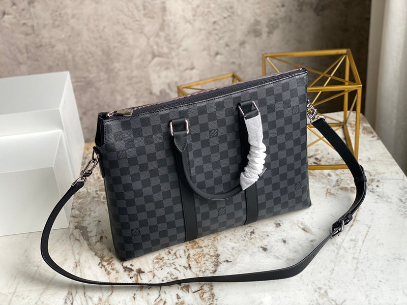 Fan Fashion Lu-Vi bags - 17176