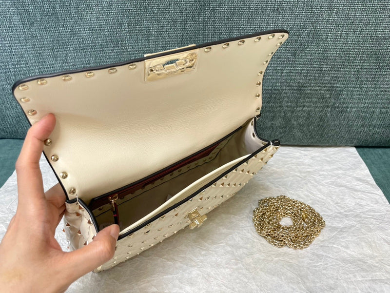 VAL LUXURY BAGS - FOR FASHION LOVERS  AFFORDABLE LUXURY BAGS- 641