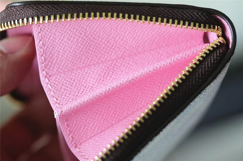 Fan Fashion Lu-Vi bags - 8826