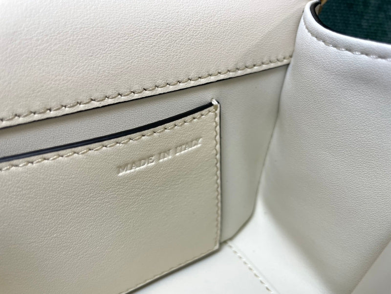 VAL LUXURY BAGS - FOR FASHION LOVERS  AFFORDABLE LUXURY BAGS- 1561