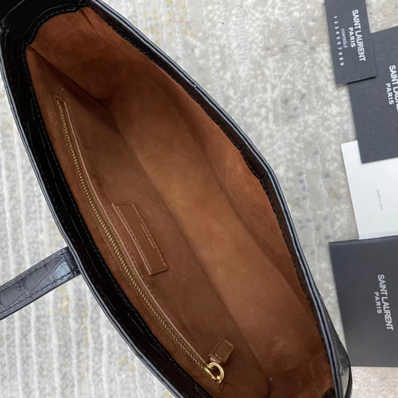 Amelia - YSL Bag - 3817