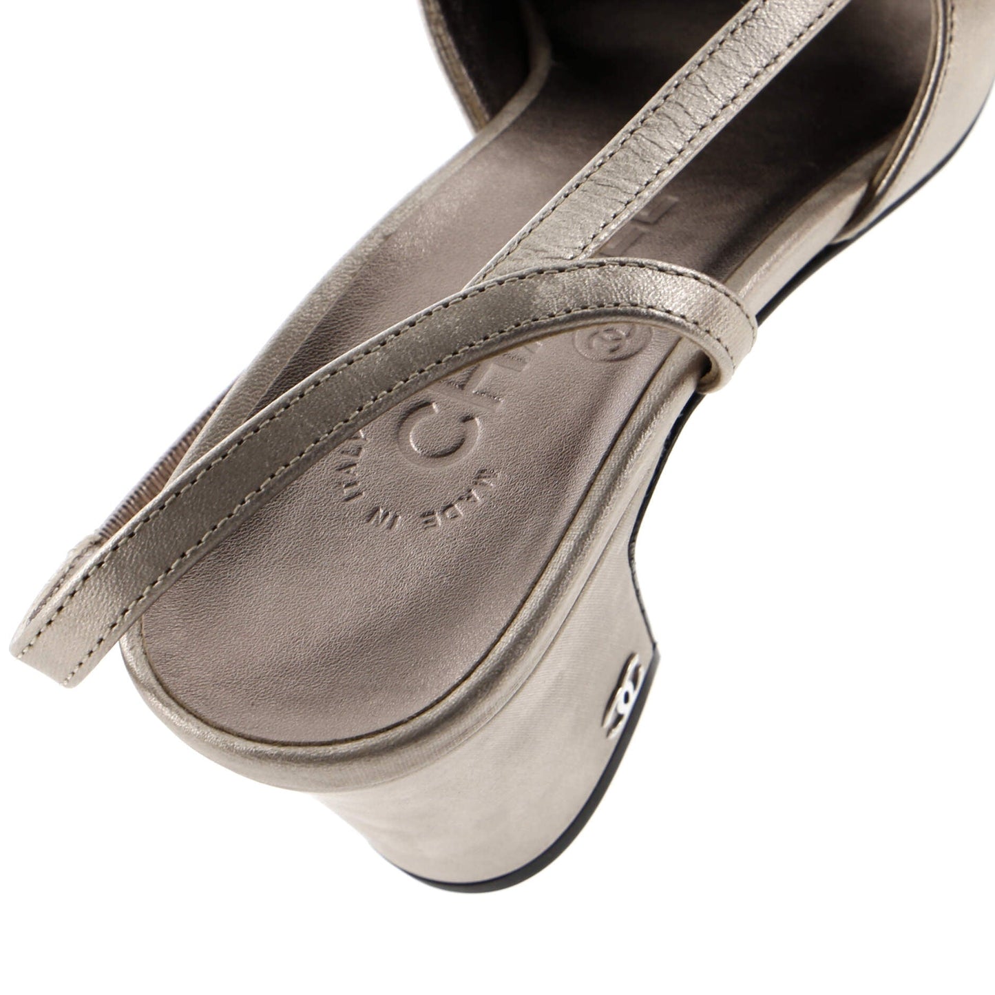 Women’s Cap Toe Slingback Pumps Leather