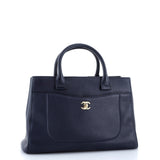 Neo Executive Tote Grained Calfskin Small