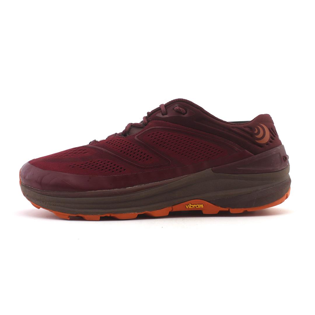 TOPO ATHLETIC ULTRAVENTURE 2