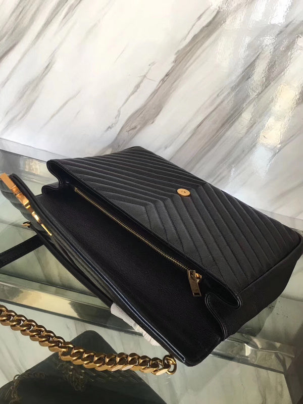 Amelia - YSL Bag - 3887
